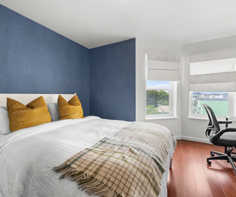 Refuge at Bayhaus | W/D| Weekly Cleaning| Parking