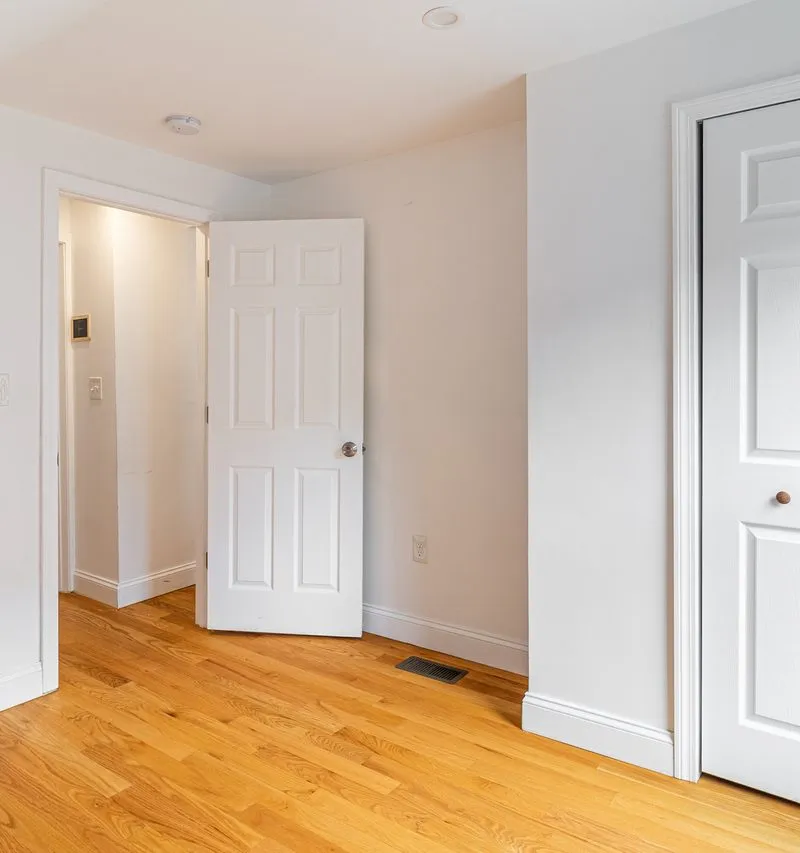 Private room in East Somerville