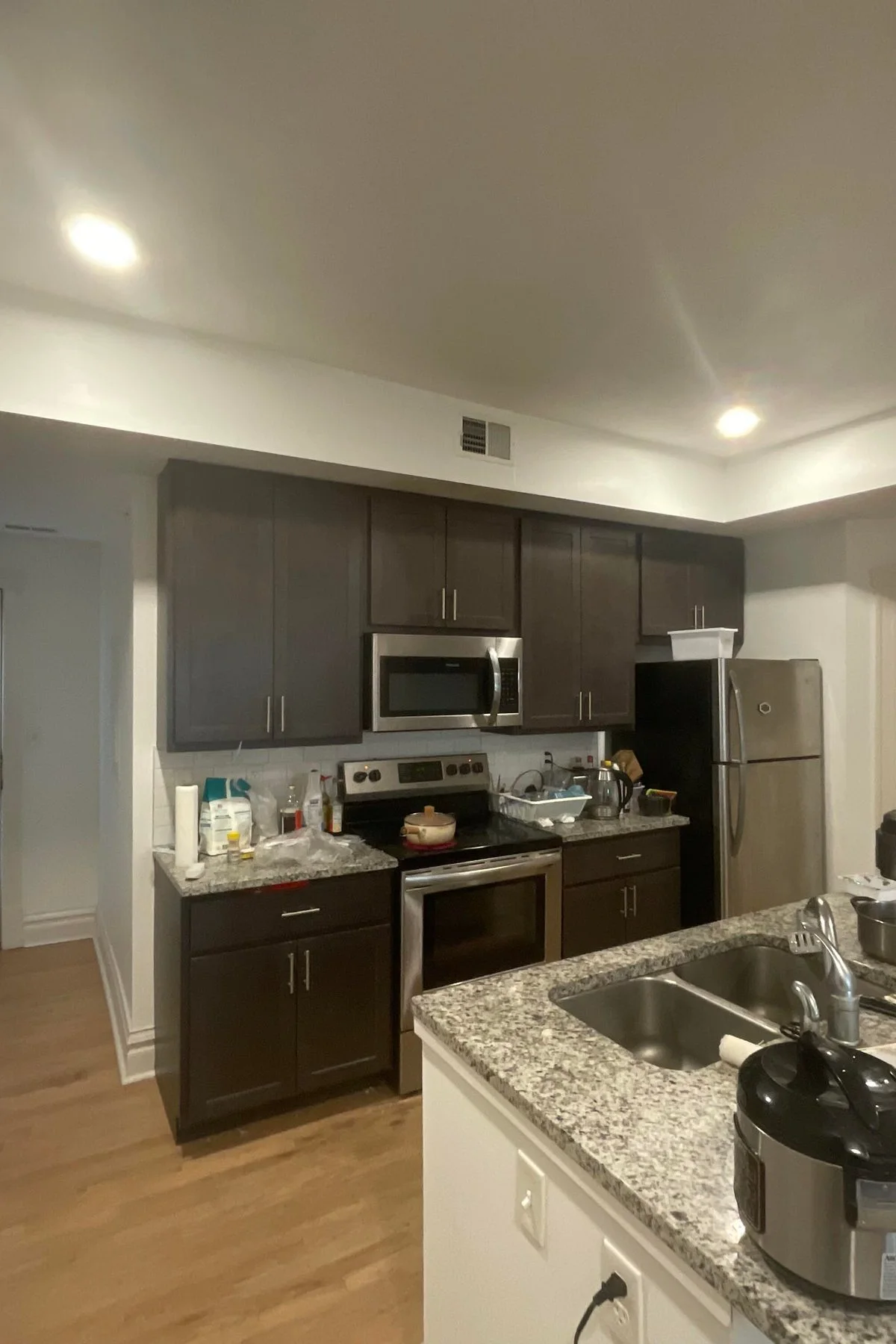 Furnished Private Bedroom Near WashU | Bright Room in 2B2B Apartment