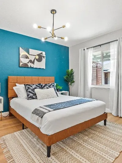 Newly Renovated 2 Bedroom in Duplex Near SCVMC