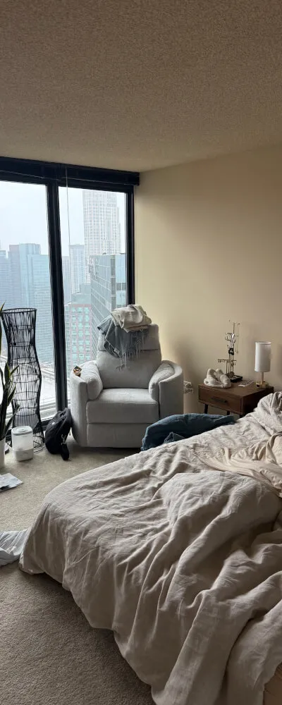 High rise apartment in downtown Chicago