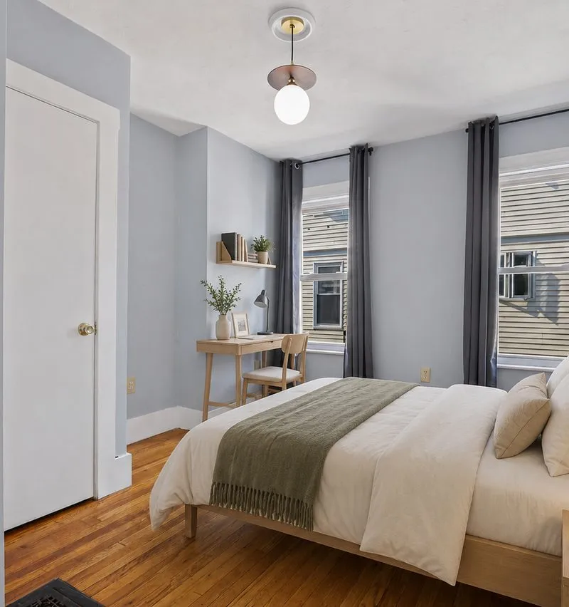 Private room in Oak Square