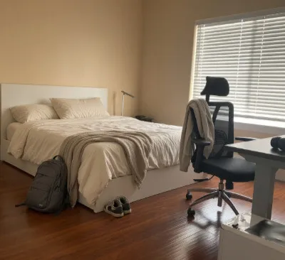 Sunnyvale Large Master Bedroom | Private Bathroom & Parking | Near Downtown
