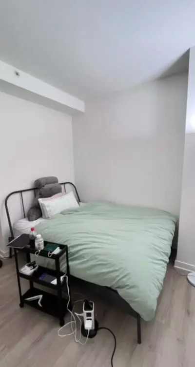Hendrix NJ Master Bedroom | Furnished | Walk-in Closet | Female Only