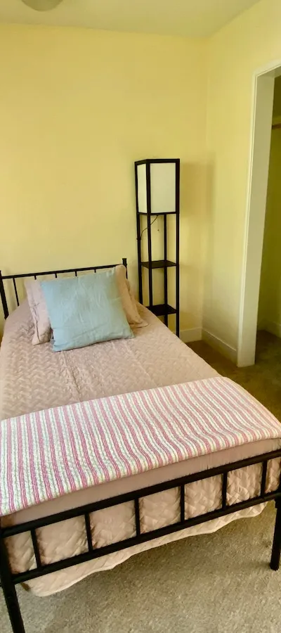 Rental unit in Palo Alto · 3 bedrooms · 4 beds · 1 bath - Bedroom 3