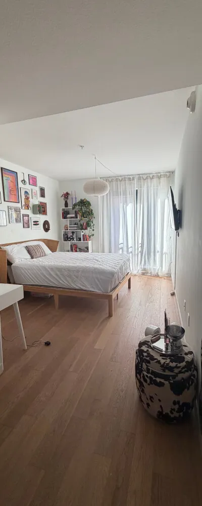 Hollywood Sublease Available for Immediate Move-in