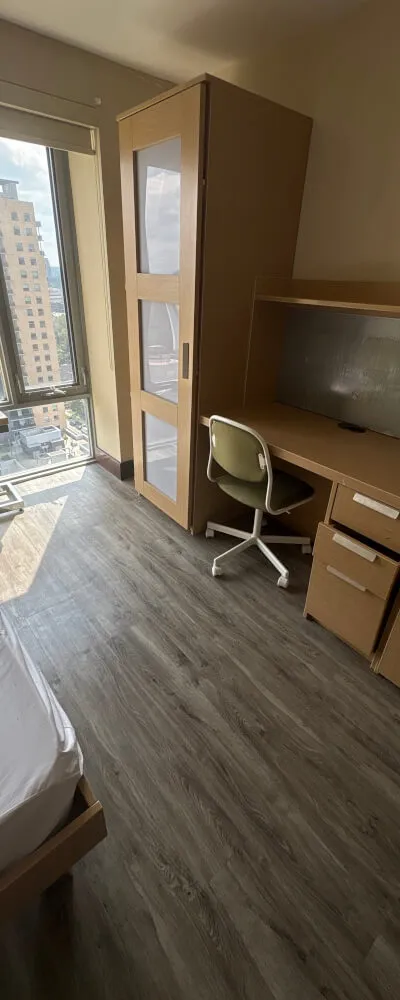 2 Rooms with Ensuite Bathroom at King Street Towers - Bedroom 1