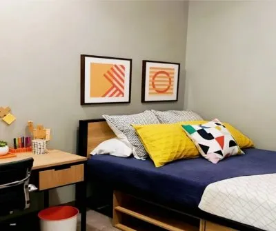 The Dean Campustown S2 Furnished Apartment Near UIUC