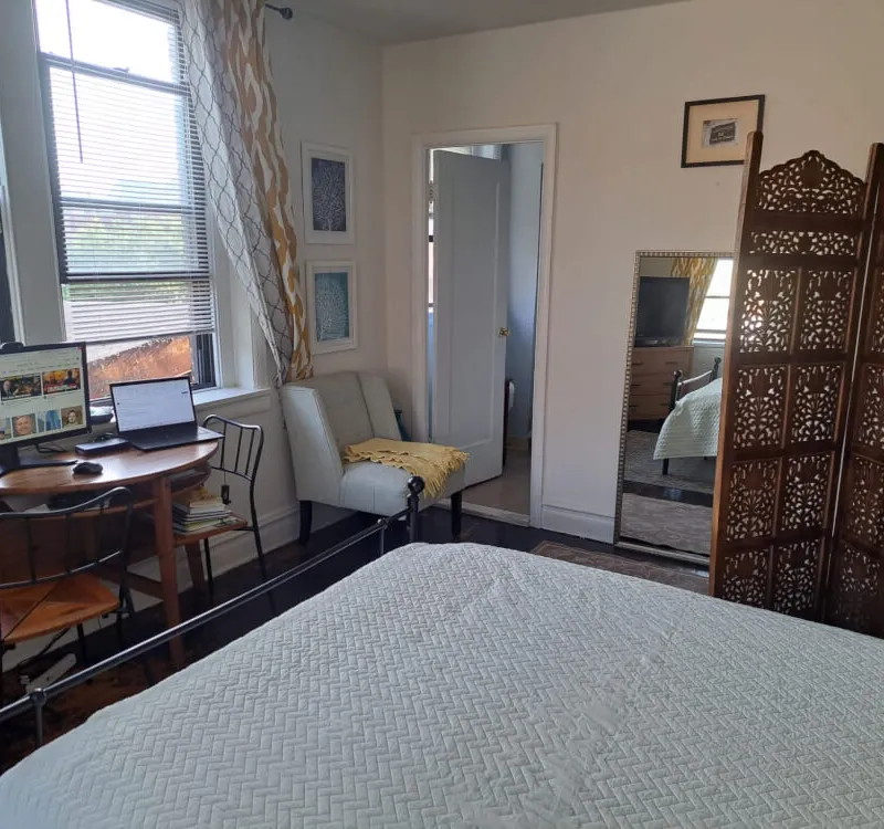 Charming Dupont Circle Studio Sublet – Entire Studio to Yourself! Walk to Metro, Safeway & CVS