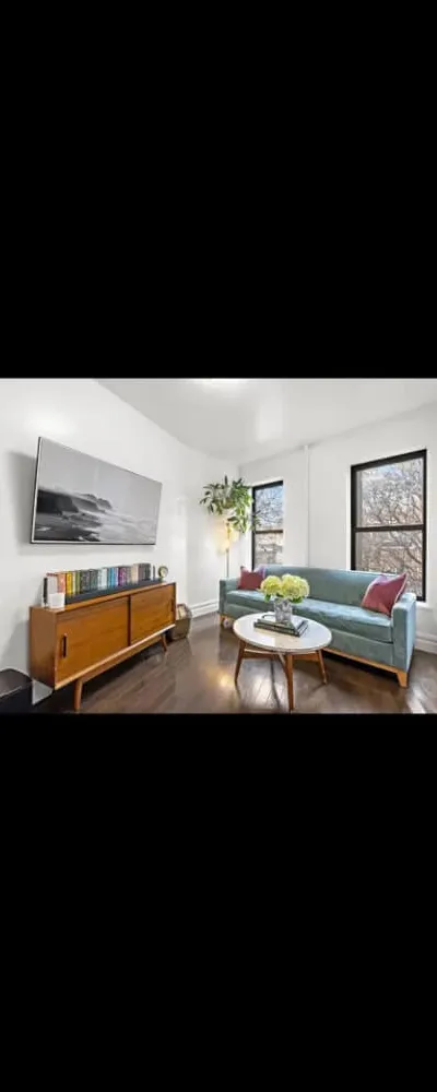 Premium West Village 1 Bedroom Apartment