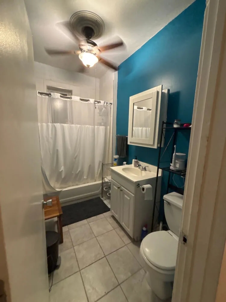 Cozy Private Rooms near Blue Line