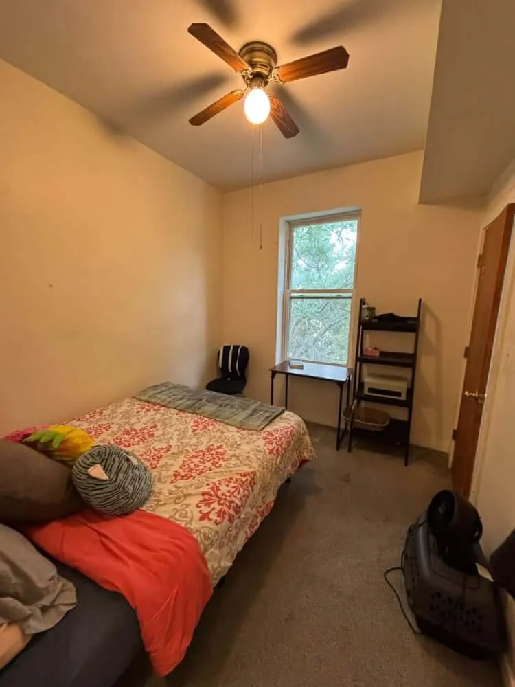 Cozy Private Rooms near Blue Line
