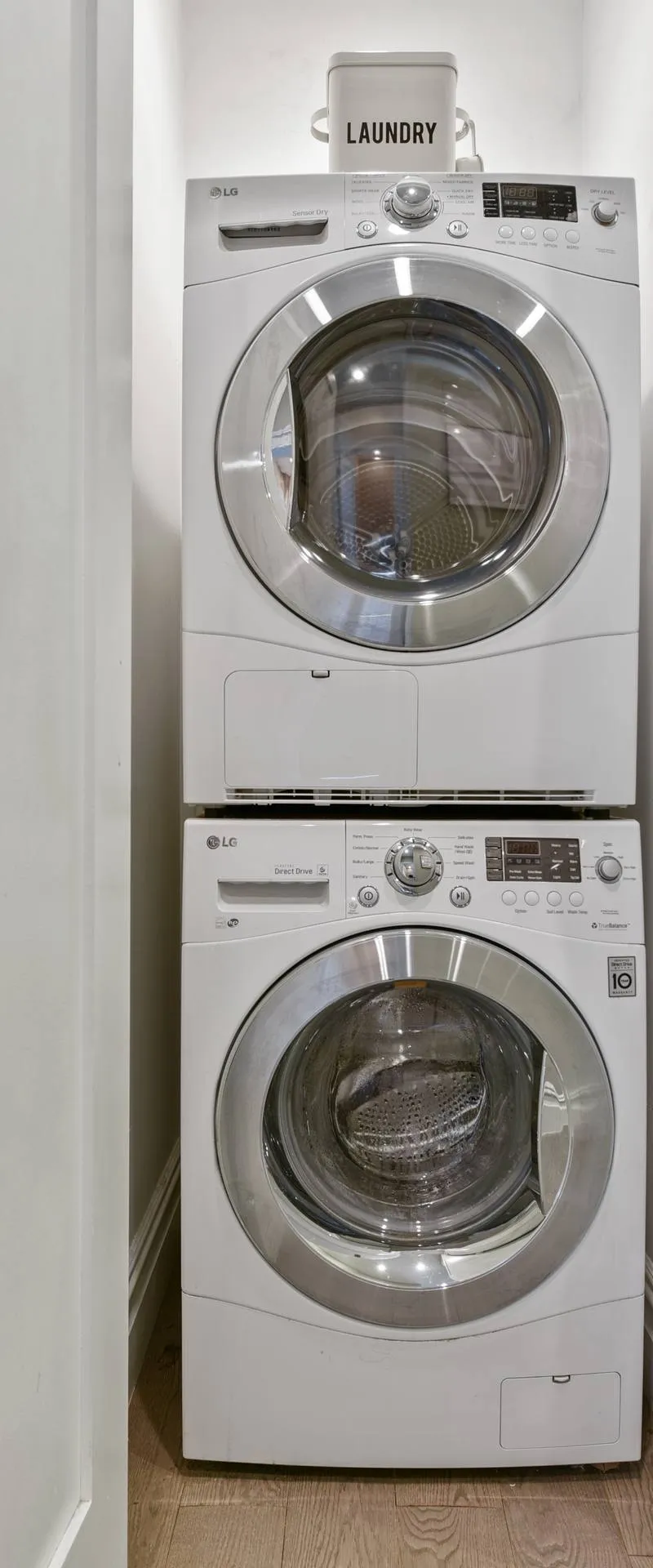 Private Room in East Village w/ in unit W&D