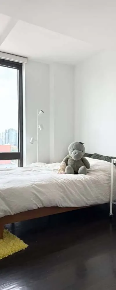 Private Room in Long Island City Near Transit