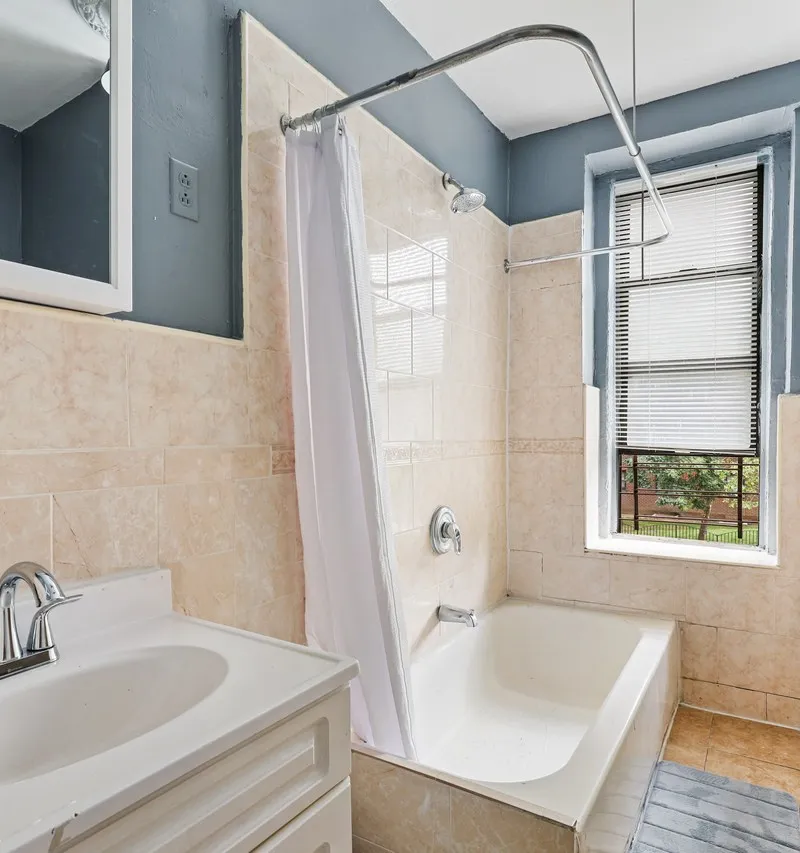 Private room in New York