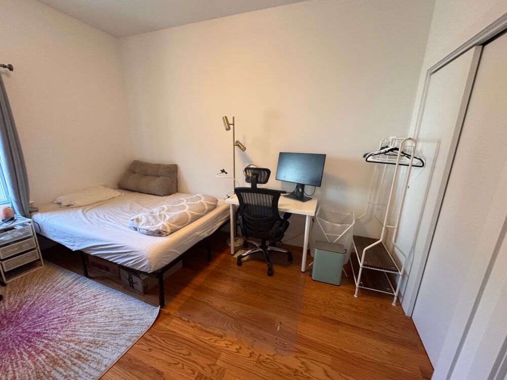 Cozy bedroom in downtown Jersey city