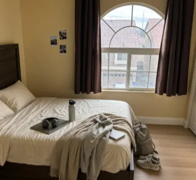 Furnished Room in Southwest Las Vegas | Utilities Included | Near Decatur & Blue Diamond