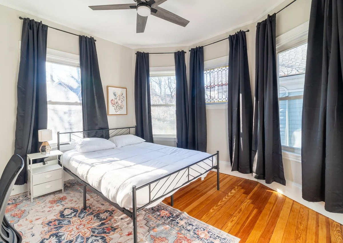 Private room in Central Village