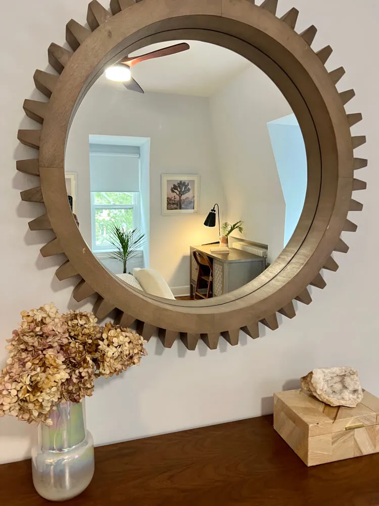 COZY & CHARMING | HISTORIC BETHLEHEM | FURNISHED 2BR/1BA ALL UTILITIES INCLUDED • 3RD FLOOR RETREAT • WALKABLE DOWNTOWN