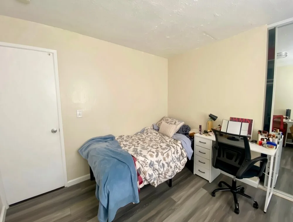 Spring ‘27 Sublease: Shared Double, Southside – + Utilities, Female-identifying