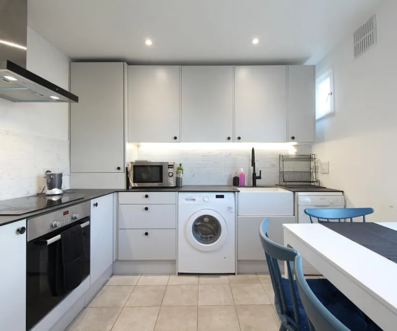 2 bedroom flat in Queen's Park - Short term let