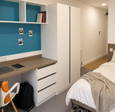 Wembley Grand Felda House Studio | Private Bathroom & Kitchen | 4th Floor
