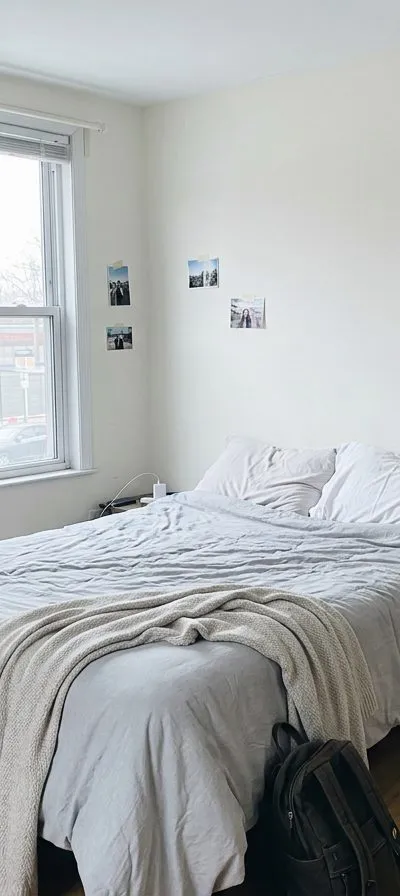 Comfy Room in Sunnyside!
