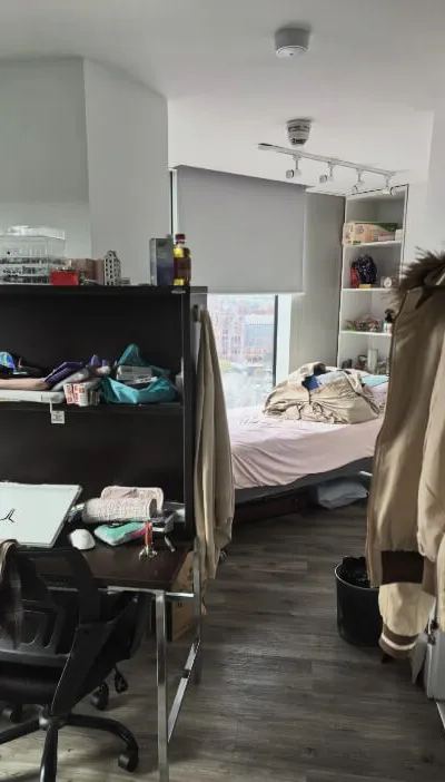 Chapter Kings Cross Silver Studio | Bills Included | Near Central Saint Martins