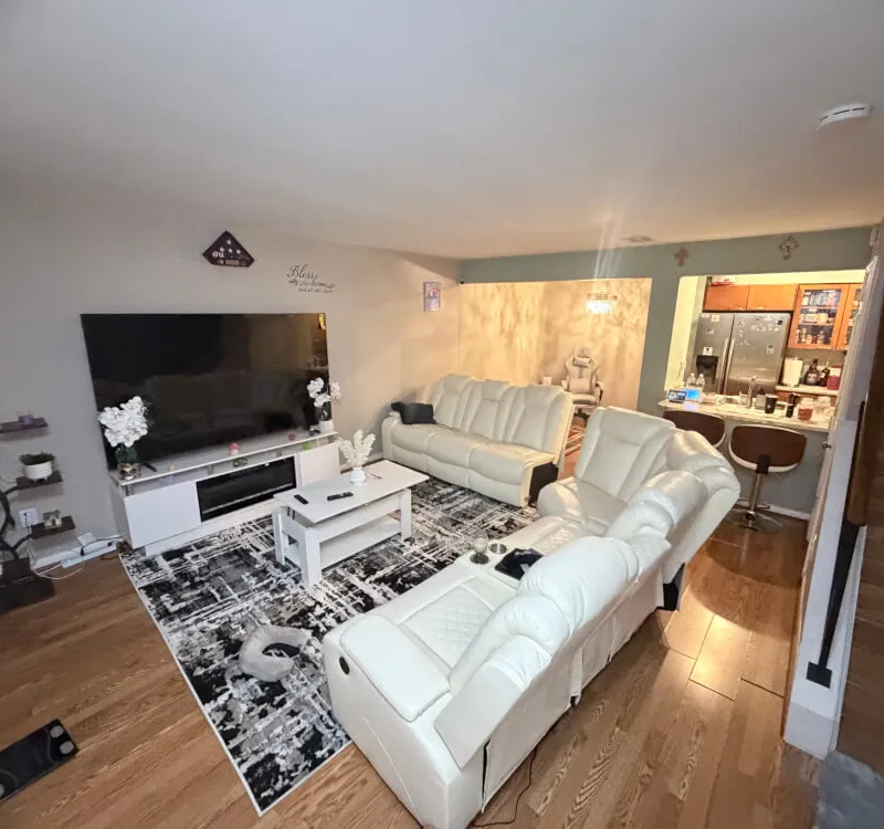Unfurnished house in Germantown