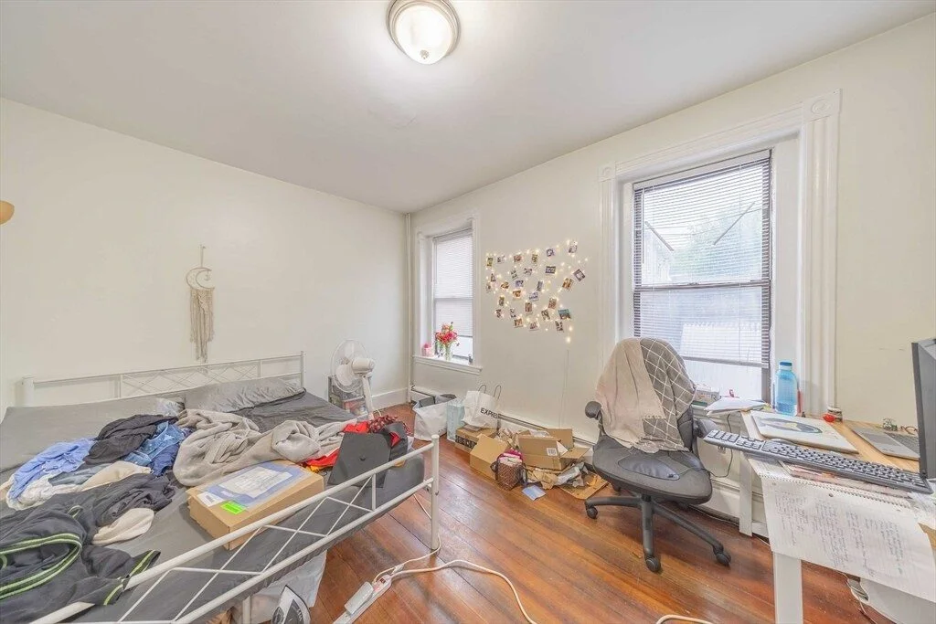 Cozy apartment near Harvard Business School, easy commute to Northeastern and Boston University - Bedroom 2