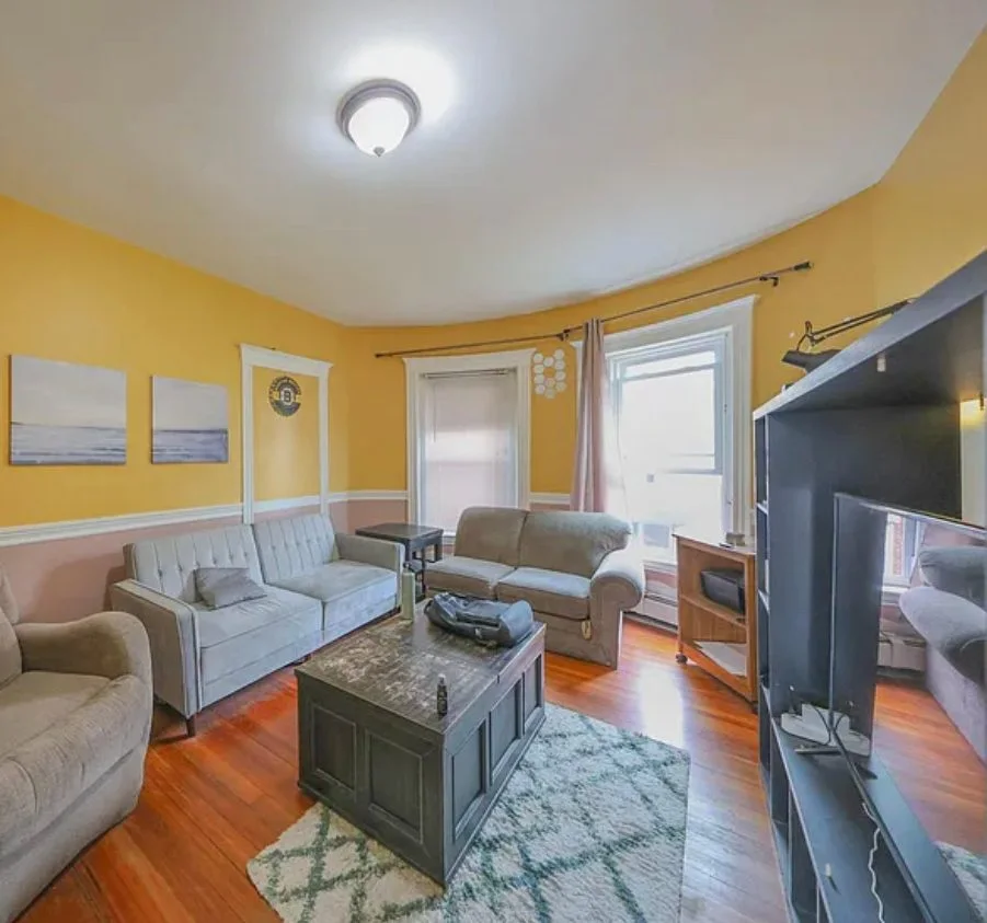 Cozy apartment near Harvard Business School, easy commute to Northeastern and Boston University - Bedroom 3