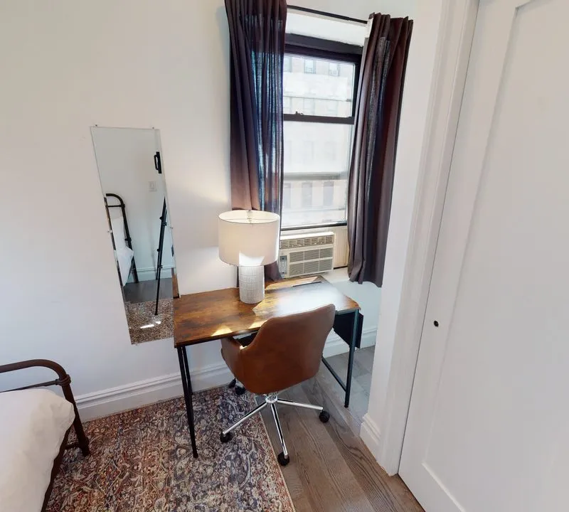 Private room in New York