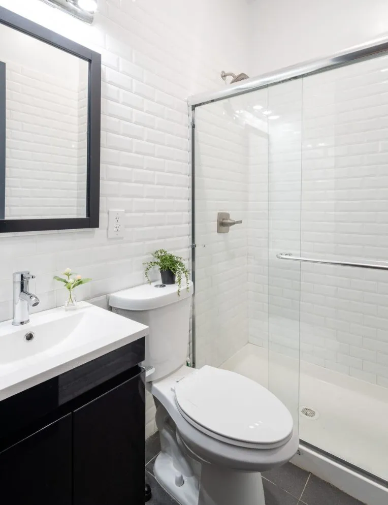 Furnished private room in a Harlem townhouse apartment