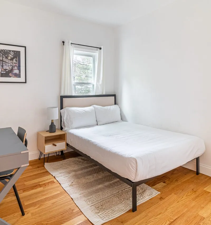 Private room in East Somerville