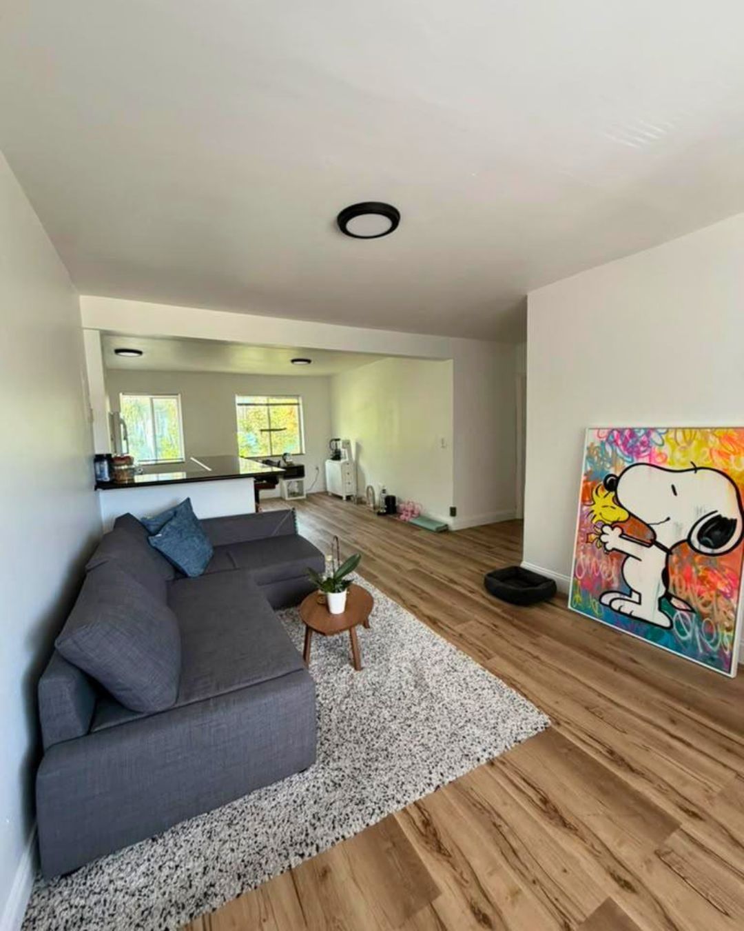 Spacious bright apartment 5 mins from Design District, Midtown, Wynwood - Amazing location for a fraction of the price!