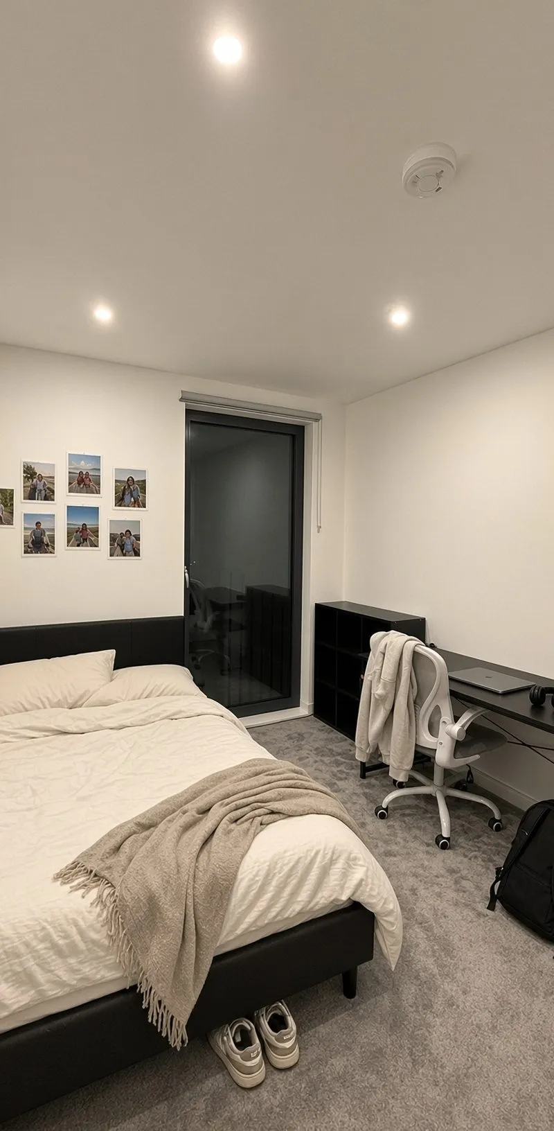 East London E13 Penthouse Duplex Bedroom | Private Bathroom | 25m to District Line Station