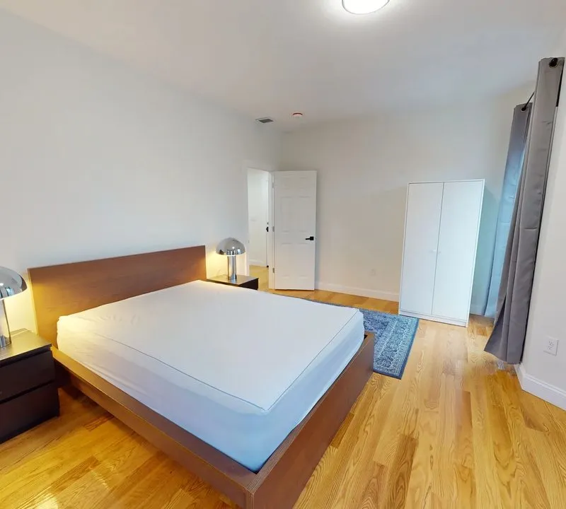 Private room in Roxbury