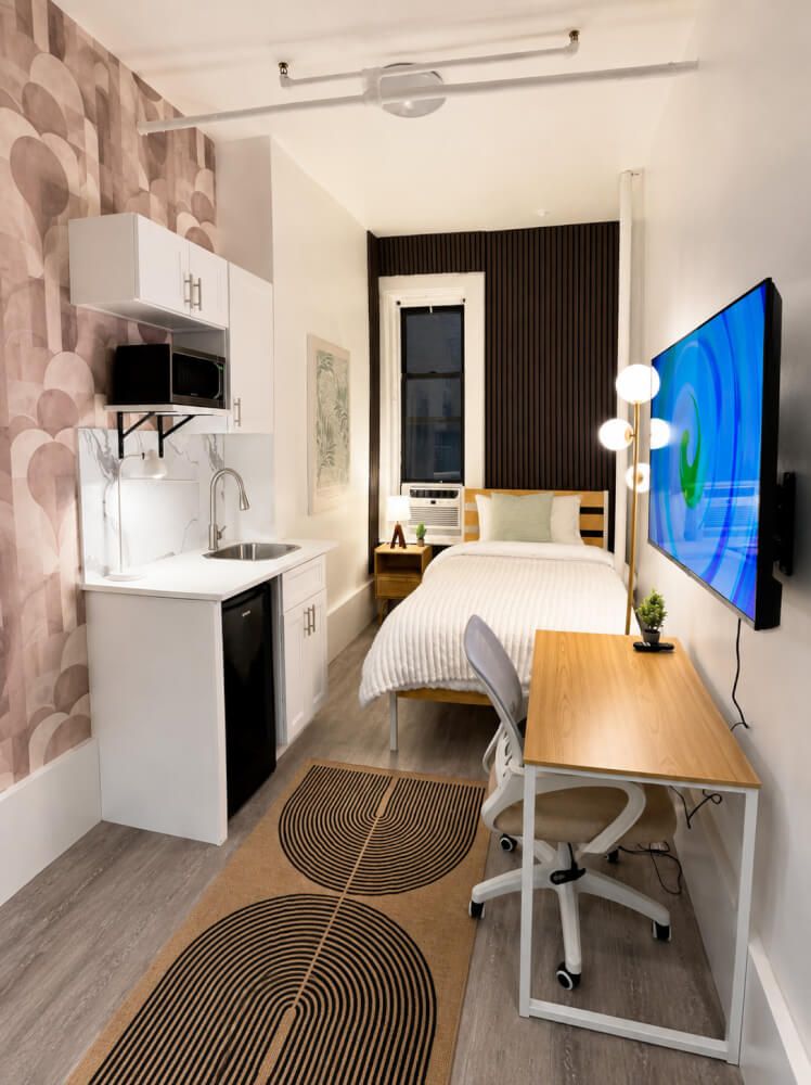 Studio in the Upper West Side (A207-15)