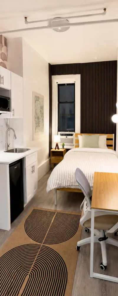 Studio in the Upper West Side (A207-15)
