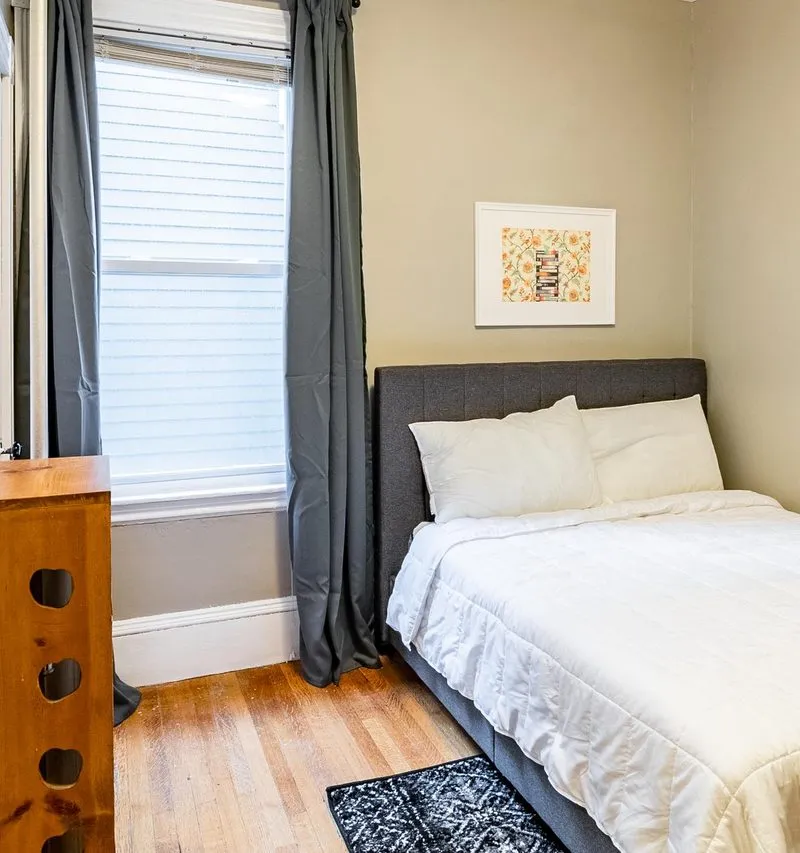 Private room in Back Bay