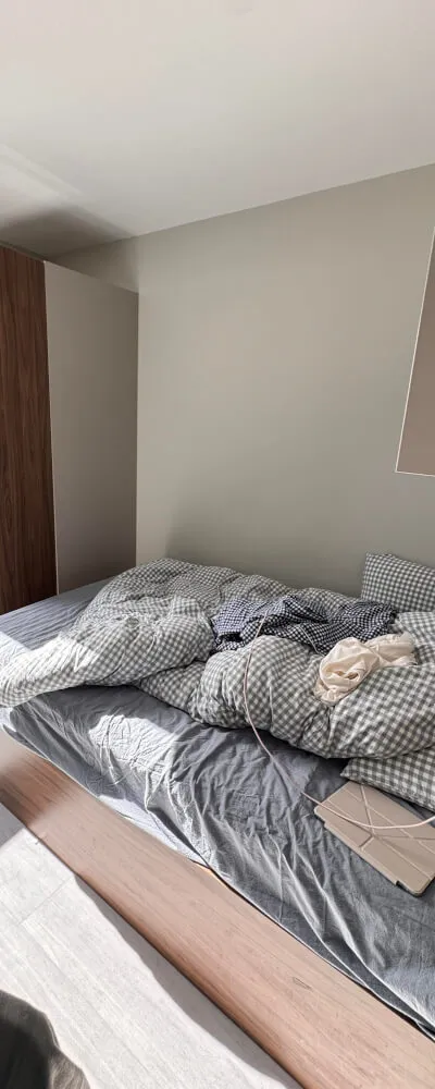 South-Facing Ensuite in 3-Bed Flat at Toybox Birmingham | 1 Stop to UoB & City Centre | Great Amenities