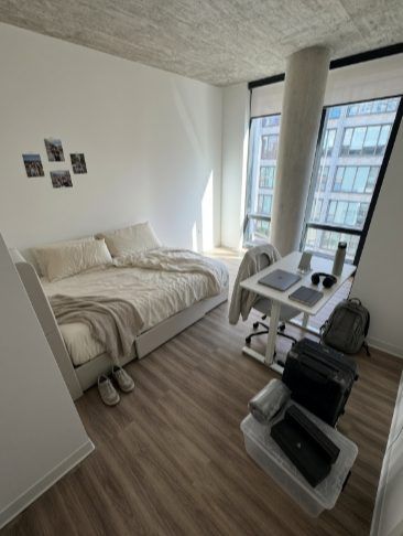 Luxury Apartment Sublet at 626 on the Park in Chicago's South Loop