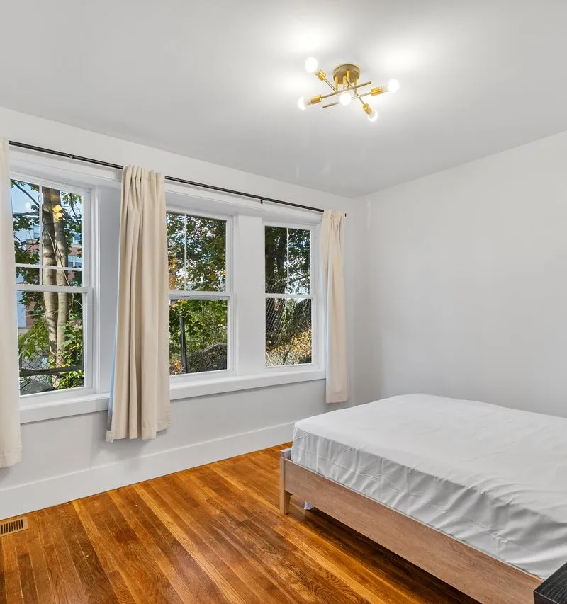 Private room in Roxbury