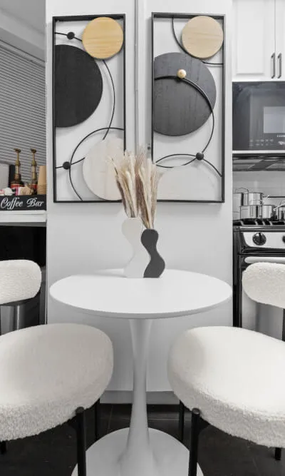 LuXE & TREnDY 2BR 1BA Heart of Lower Manhattan