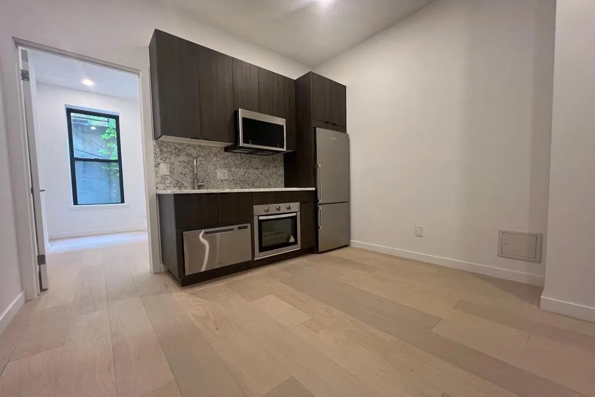 A beautiful 1 bedroom apartment in Gramercy/Kips Bay!