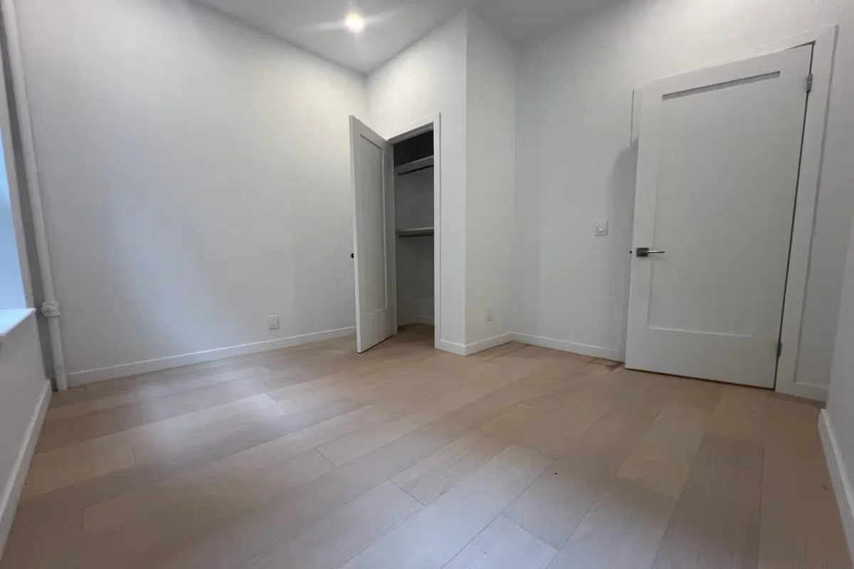 A beautiful 1 bedroom apartment in Gramercy/Kips Bay!