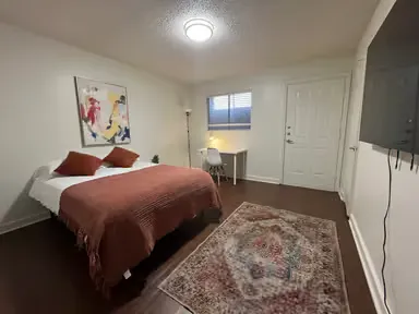 North Campus Private Furnished Room near UT